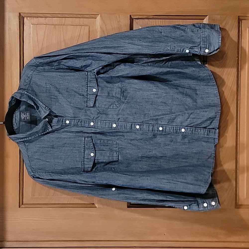 Faded Glory Women's Blue Button Down Shirt